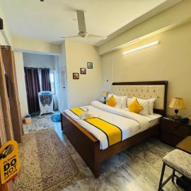 Hills View Hotel，位于阿伯塔巴德的酒店