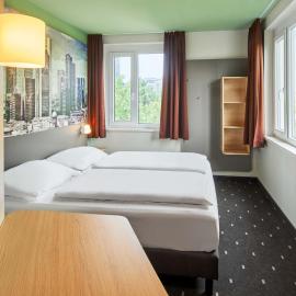 B&B Hotel Frankfurt-West，位于埃施伯恩的酒店