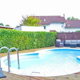 Wellness & Fun am Bodensee - mit Pool, Kino, Tischkicker und Terrasse，位于马克多夫的酒店