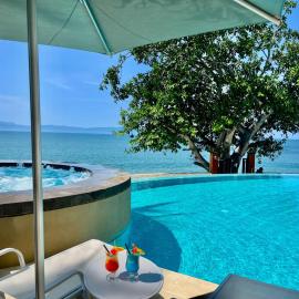 CONDO FRENTE AL MAR Hermoso con amenidades，位于布塞里亚斯的酒店