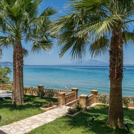 Playa Del Zante, by TK Premium Stays，位于阿莫迪的酒店
