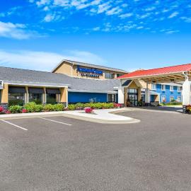 AmericInn by Wyndham Virginia，位于Virginia的酒店