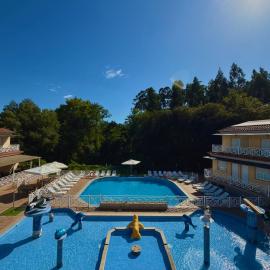Sun Galicia Hotel y Apartamentos，位于桑亨霍的酒店