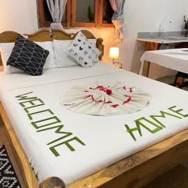 Zanzllywood Uroa Beach Suites Hotel Apartment