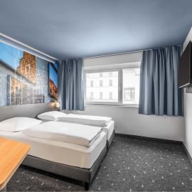 B&B Hotel Schweinfurt-City，位于施韦因福特的酒店