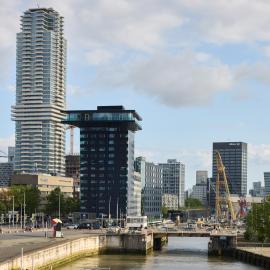 DoubleTree by Hilton Rotterdam Centre,位于鹿特丹的酒店