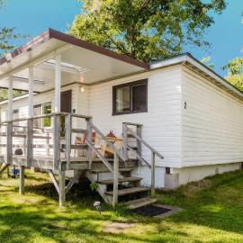 Georgian Bay Rockwood 3-bdrm Waterfront Cottage #2