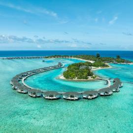 Cinnamon Dhonveli Maldives - Complimentary Speedboat Return for 2 pax on 7 nights or more stays valid to 31 Oct 2027 & up to 2 kids stay free，位于北马累环礁的酒店