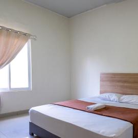 Grand Soe Hotel，位于Soe的酒店