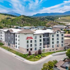 Hampton Inn & Suites Silverthorne，位于西尔弗索恩的酒店