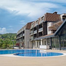 SIA Resort and SPA,位于萨克德佐尔镇的酒店