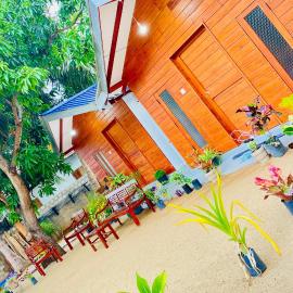 Mermaid Hostel，位于亭可马里的酒店
