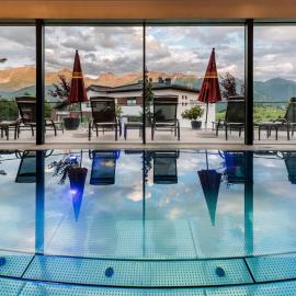 Hotel Sedona Lodge B&B inkl Sommercard Seilbahn，位于费斯的酒店