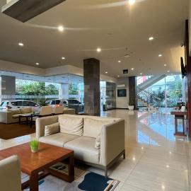 Vrata Hotel Yogyakarta，位于Kalasan的酒店
