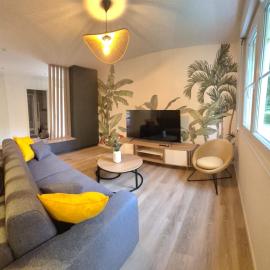 Shanis - Cozy Appartement sur Pérouges-Meximieux，位于佩鲁日的酒店