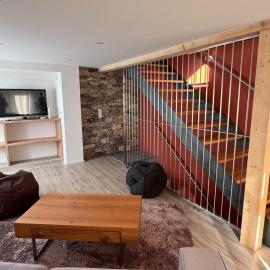 Petit Bourg au cœur de Martigny，位于马蒂尼威尔的酒店