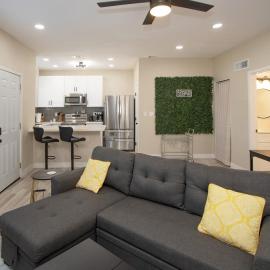 Stylish Lemon 2BR and 3BA Townhouse