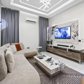 Ultraluxury 1 Bedroom apartment Ensuite，位于Sagisa的酒店