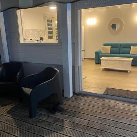 Logement cosy avec piscine proche de l'aéroport