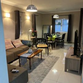 Lovely home in Ebene with beautiful views，位于埃比尼的酒店