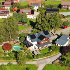 Ferienhaus-Römerthurm，位于Schöder的酒店