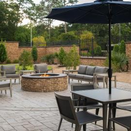 Courtyard by Marriott Houston City Place，位于斯普林的酒店