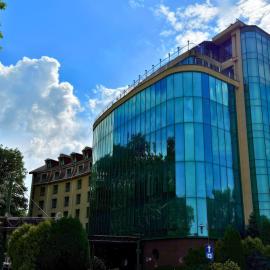 Park Hotel Diament Bielsko-Biała，位于别尔斯克-比亚拉的酒店