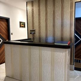 Sun Bright Residency - GB Road Thane，位于塞恩的酒店