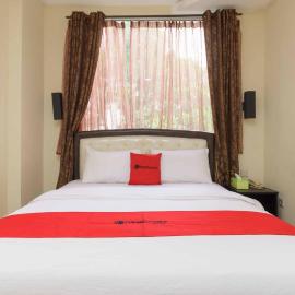 RedDoorz near City Walk Lippo Cikarang，位于贝克西的酒店