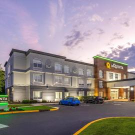 La Quinta by Wyndham Mt. Laurel - Philadelphia，位于劳雷尔山的酒店