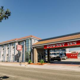Downey Inn，位于唐尼的酒店
