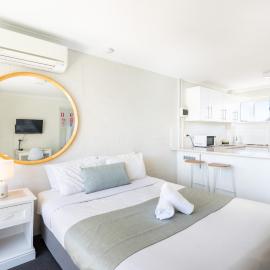Bathurst Studio Apartments，位于巴瑟斯特的酒店