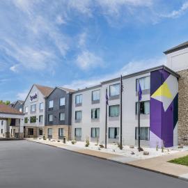 Spark by Hilton La Crosse Onalaska，位于奥那拉斯加的酒店
