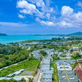 Andaman Sea Best Pool Access and Villas，位于查龙的酒店