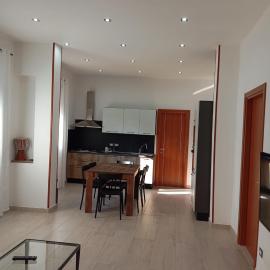 Casa Letizia，位于贝尔纳尔达的酒店