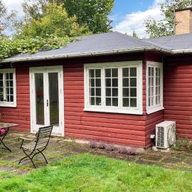Lovely Home In Hundested With Wifi，位于韩德斯泰德的酒店