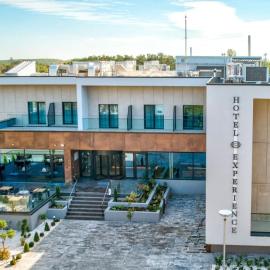 Hotel Experience，位于Bečej的酒店