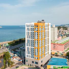 Donghae Fine and You Oceancity Hotel by SND，位于东海市的酒店