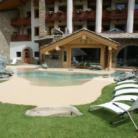 Eco Wellness Hotel Notre Maison，位于科涅的酒店