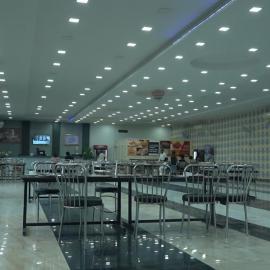 Hotel Holiday Fun Resort，位于Prāgpura的酒店