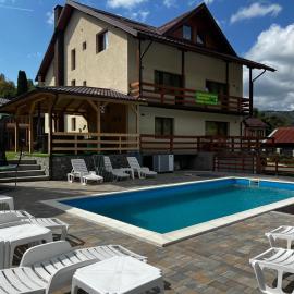 Casa Bujor de Munte Dragoslavele，位于Dragoslavele的酒店