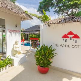 The White Cottage，位于波普托的酒店