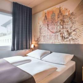 B&B Hotel Schwerin-Süd，位于什未林的酒店