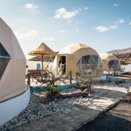 Jabal shams domes，位于Sa‘ab Banī Khamīs的酒店