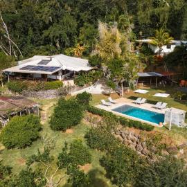 TAHITI - Villa Aorai Hills & Pool，位于Pirae的酒店