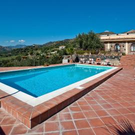 Il Poggio Country Resort，位于Graniti的酒店
