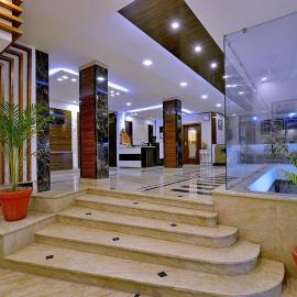 Hotel Mayur by RoomsInc Katra,位于格德拉的酒店