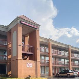 OYO Hotel Harriman near I-40,位于Harriman的酒店