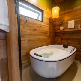 Ananaí Chalés Exclusivo para Casais，位于波梅罗迪的酒店