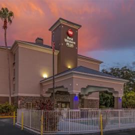 Best Western Plus Sanford Airport/Lake Mary Hotel，位于桑福德的酒店